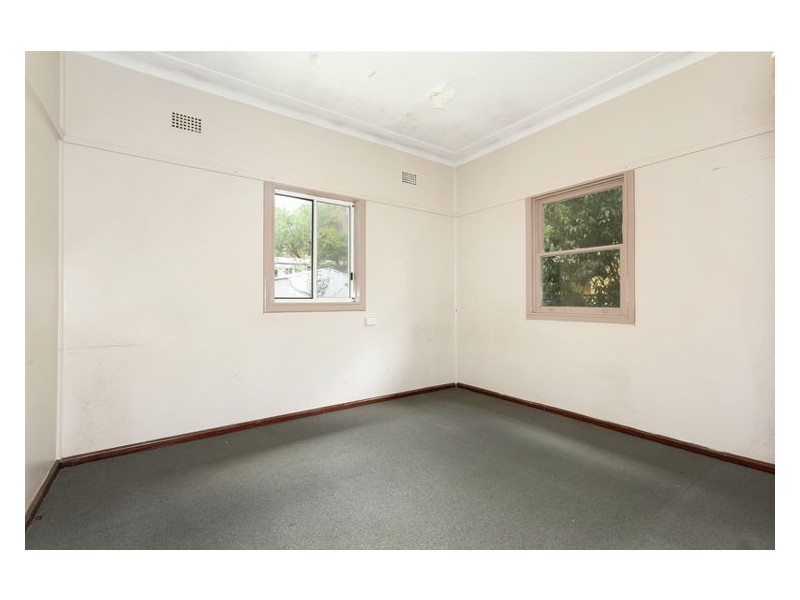 11 Fyall Avenue, Wentworthville NSW 2145