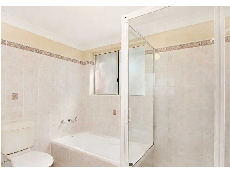 1/62 THE ESPLANADE, Guildford NSW 2161