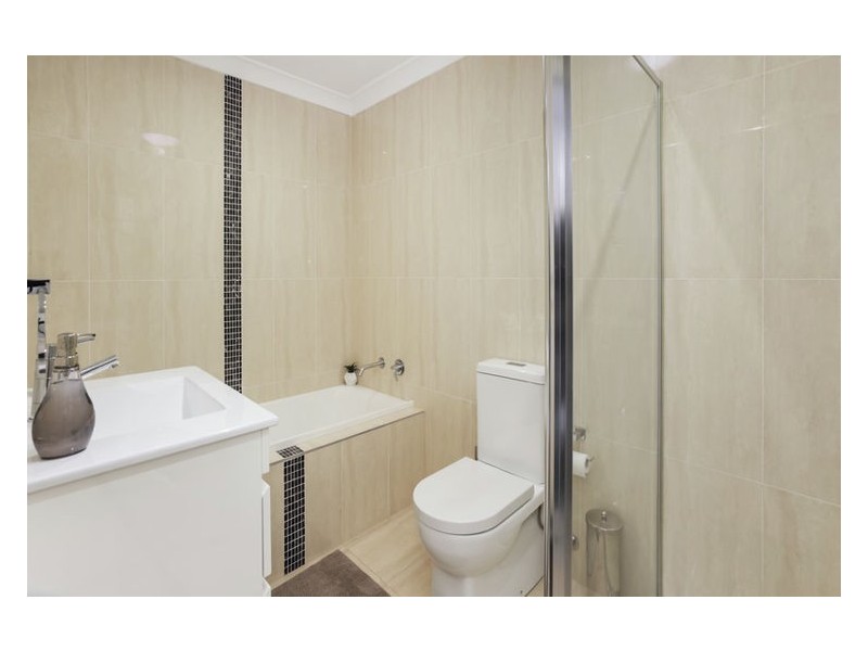 28/1 Roland Street, Greystanes NSW 2145