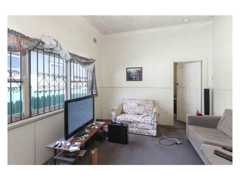 28 Fowler Road, Merrylands NSW 2160