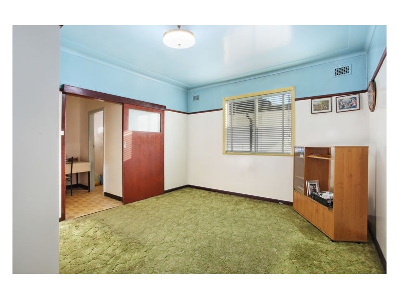11 Charlotte Street, Merrylands NSW 2160