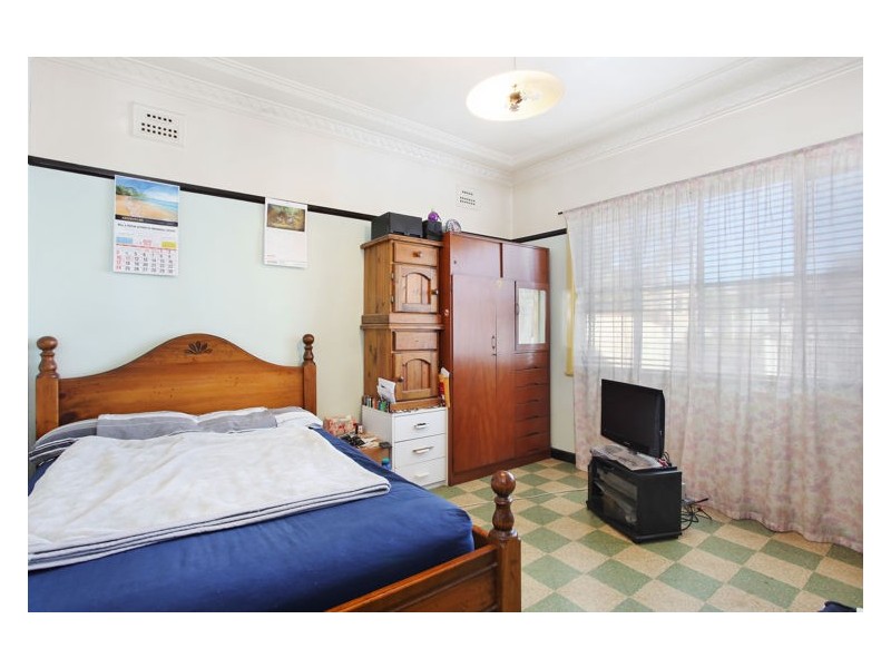 11 Charlotte Street, Merrylands NSW 2160
