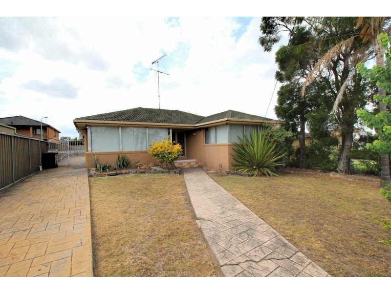 18 Roberta Street, Greystanes NSW 2145
