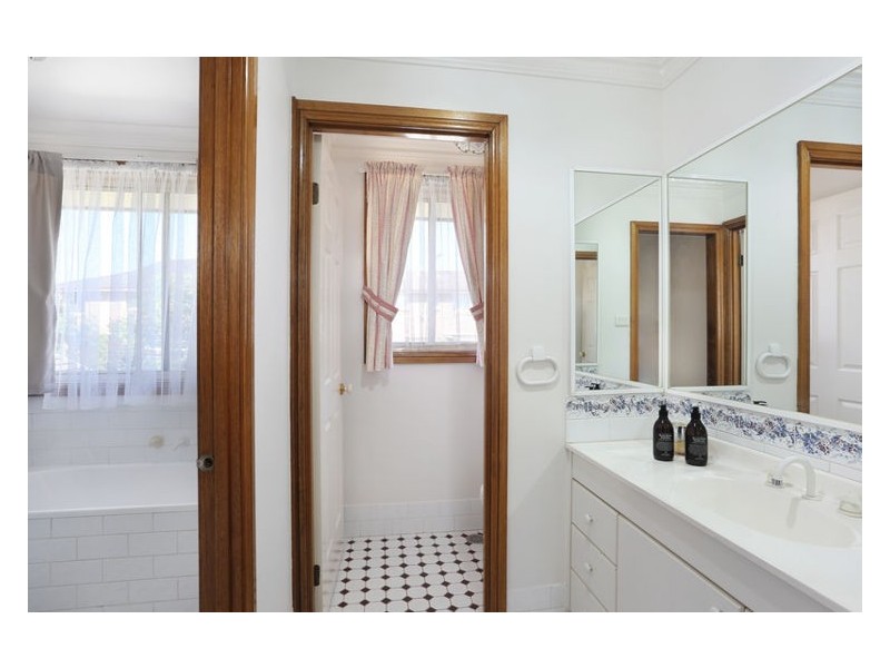 13 Tathira Crescent, Merrylands NSW 2160