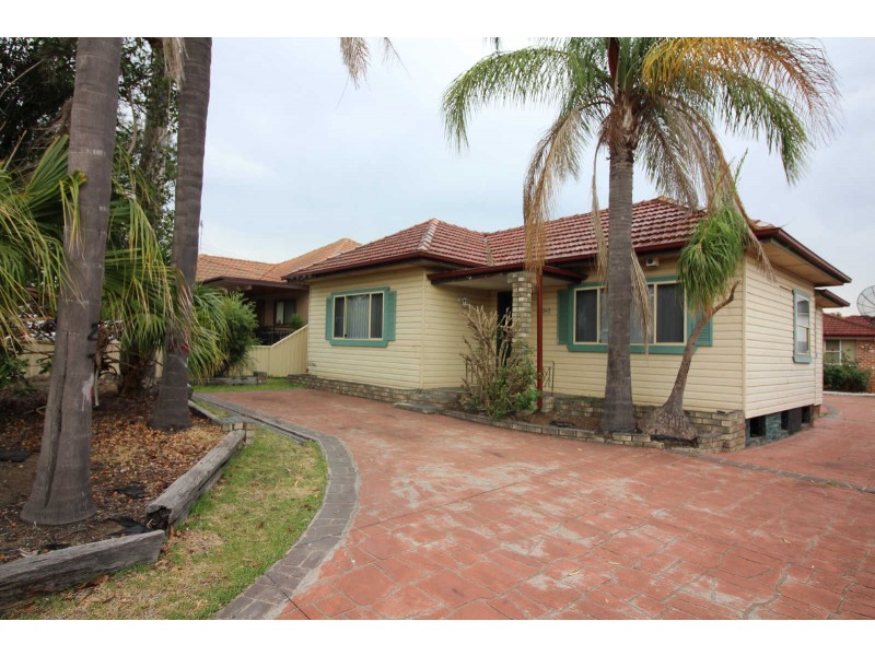 326 Clyde Street, Granville NSW 2142