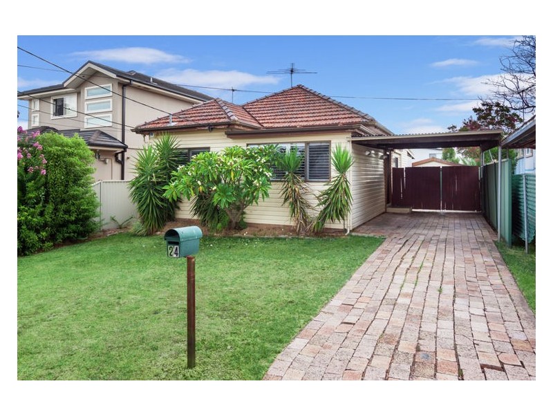 24 Queen Street, Guildford NSW 2161
