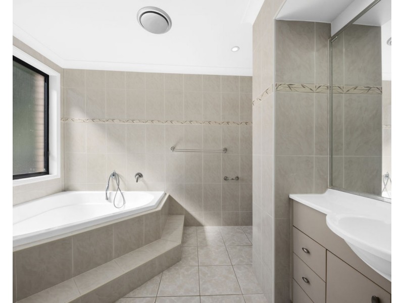 32 Pearson Street, South Wentworthville NSW 2145
