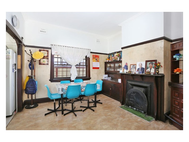 473 The Horsley Drive, Fairfield NSW 2165