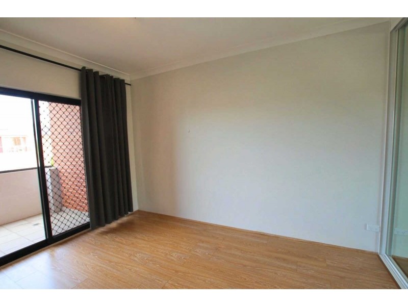 12/574 WOODVILLE ROAD, Guildford NSW 2161