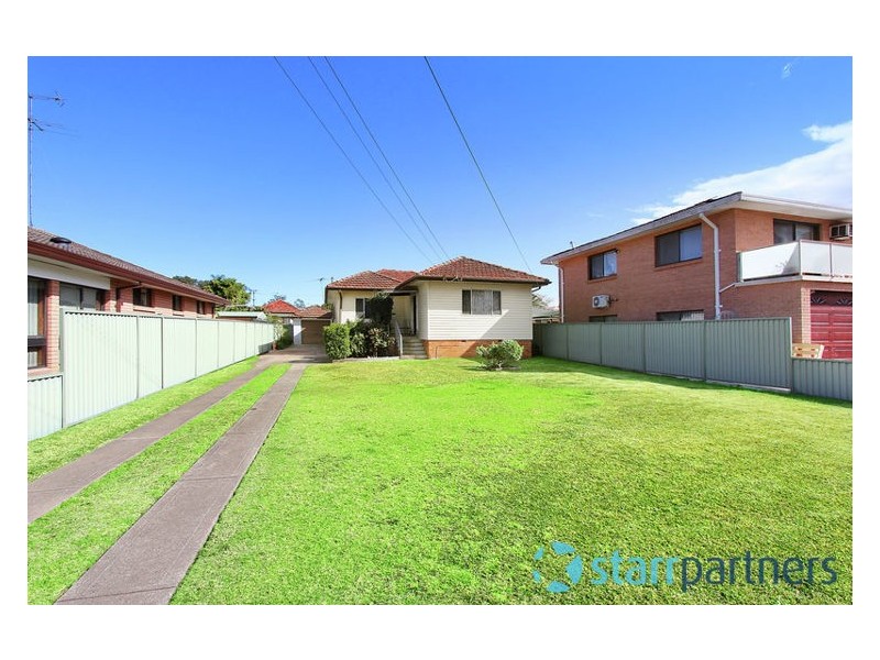 124 Centenary Road, South Wentworthville NSW 2145