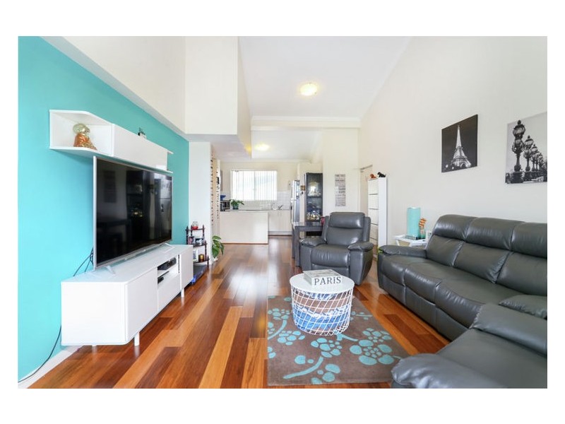 37/124 Driftway Drive, Pemulwuy NSW 2145