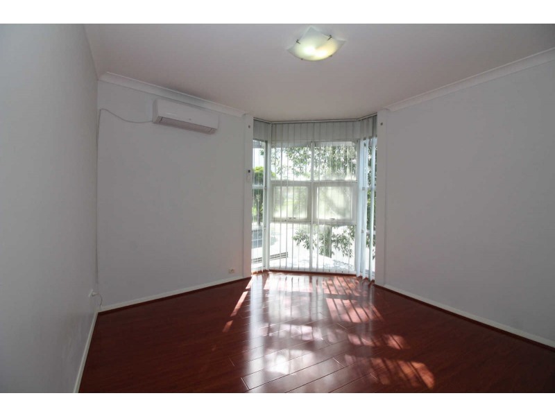 1/158 RAILWAY TERRACE, Merrylands NSW 2160