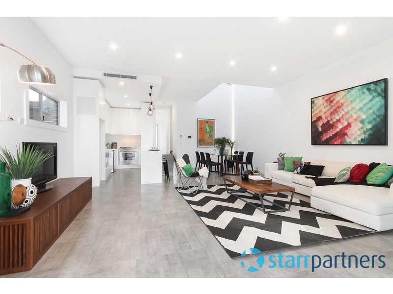 10A HENSON STREET, Merrylands NSW 2160