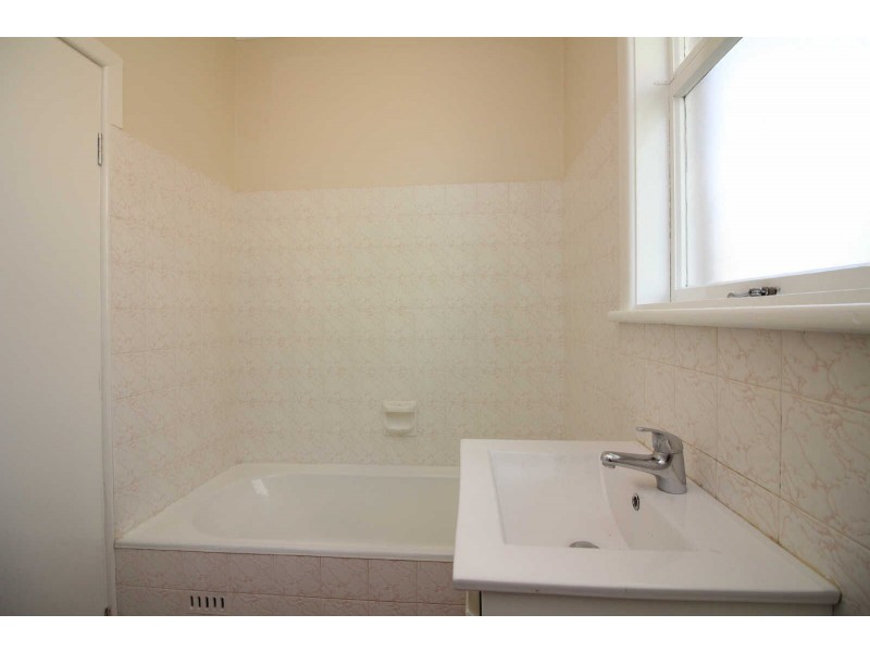 68 MILNER ROAD, Guildford NSW 2161