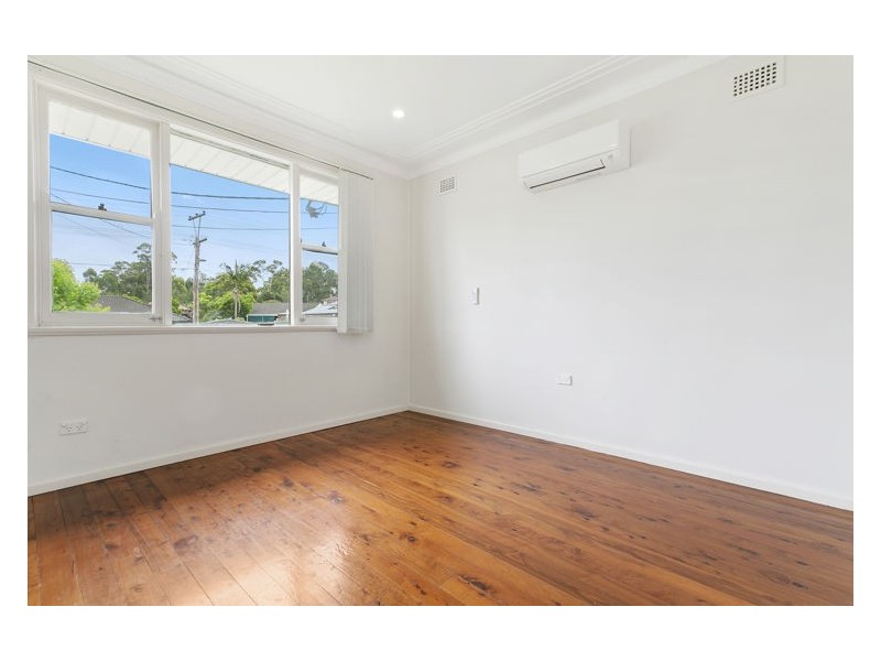 16 Warren Road, Merrylands NSW 2160