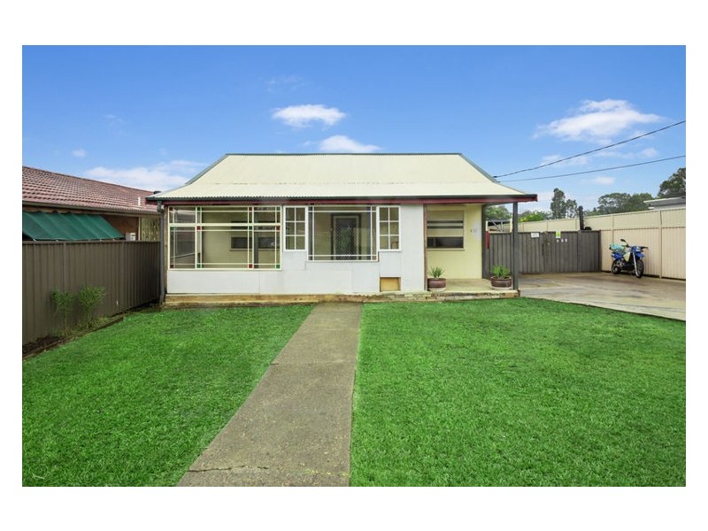 121 The Promenade, Guildford NSW 2161