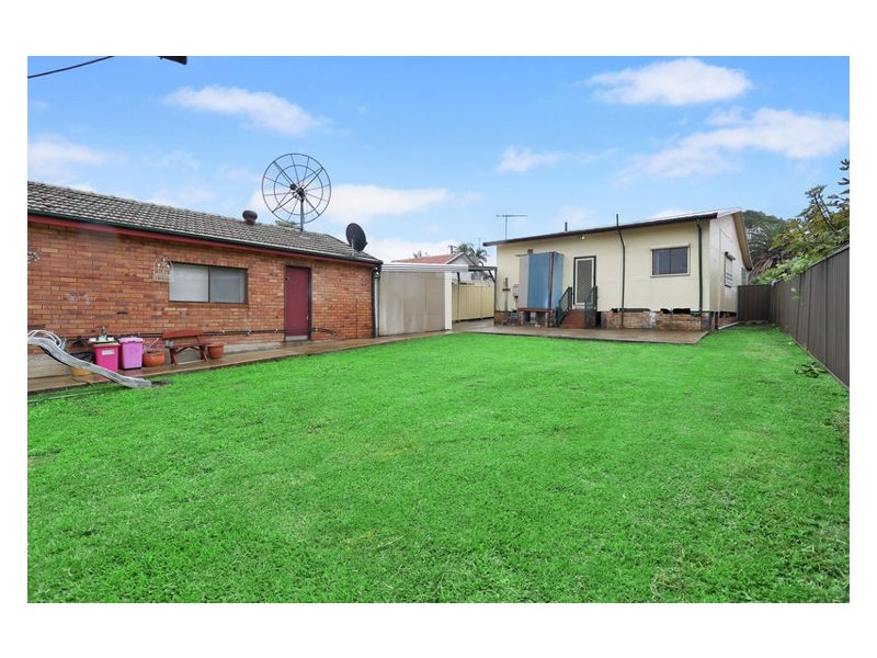 121 The Promenade, Guildford NSW 2161