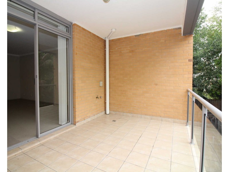 12/1-3 HOWARD AVENUE, Northmead NSW 2152