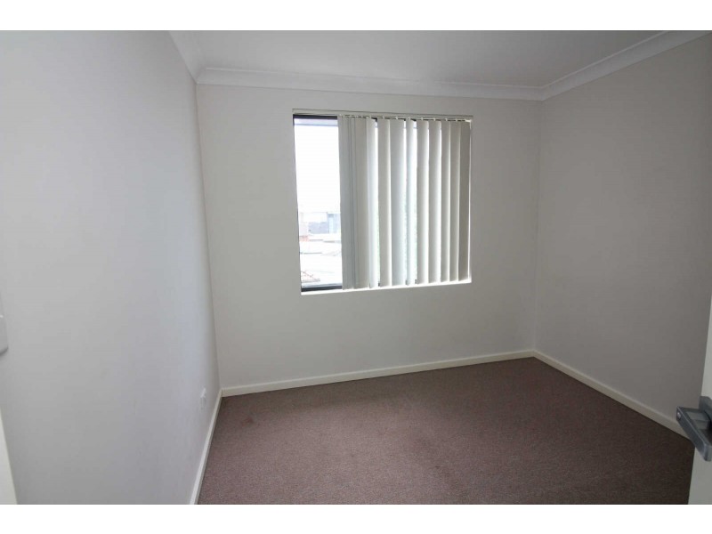 04/26 ROSEBERRY ROAD, Guildford NSW 2161