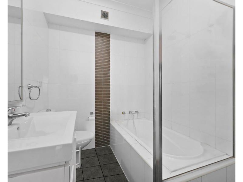 12/149-151 Pitt Street, Merrylands NSW 2160