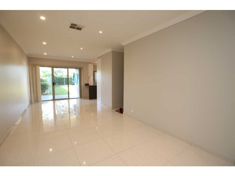 77 HAWKSVIEW STREET, Merrylands NSW 2160