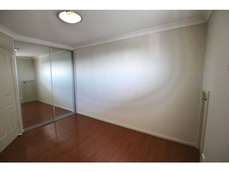 77 HAWKSVIEW STREET, Merrylands NSW 2160