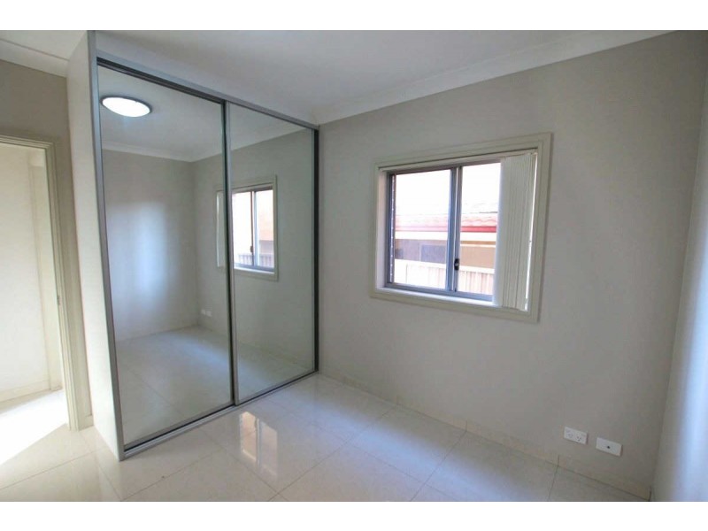 77 HAWKSVIEW STREET, Merrylands NSW 2160