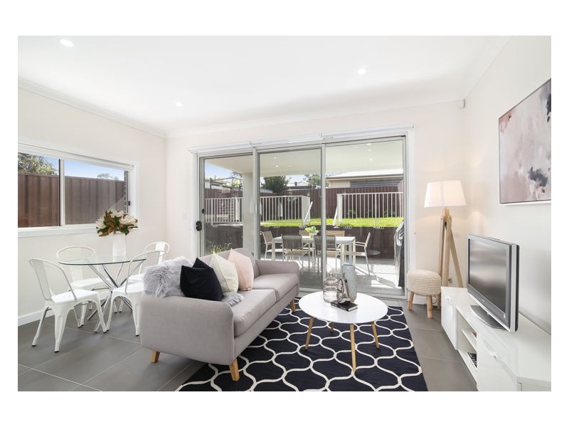 18A Sandra Street, Woodpark NSW 2164