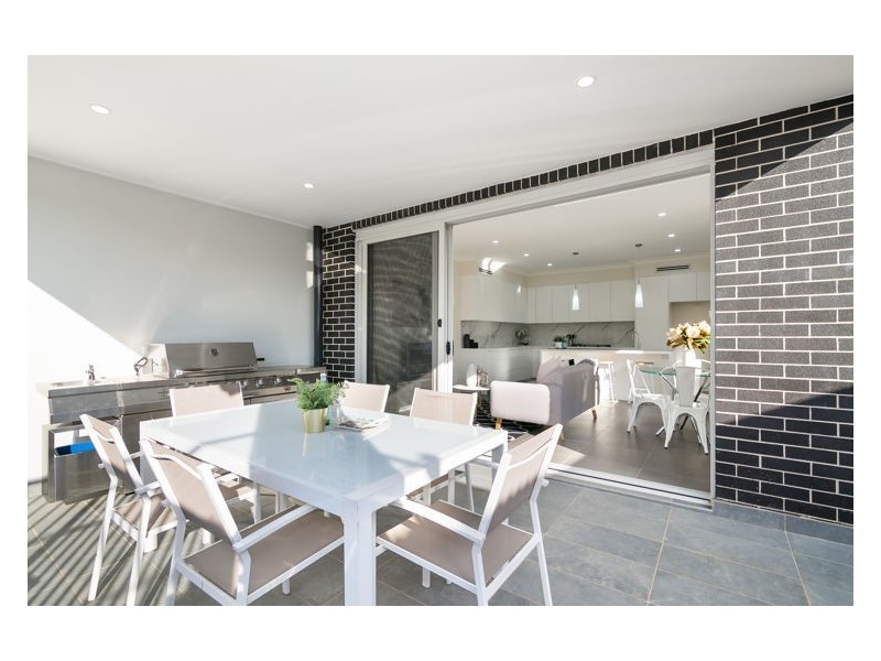 18A Sandra Street, Woodpark NSW 2164