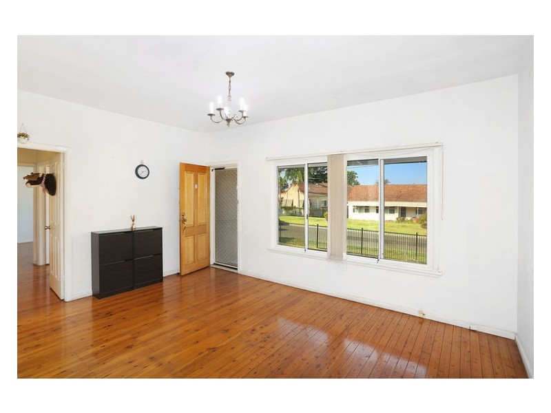 2 Rogers Street, Merrylands NSW 2160