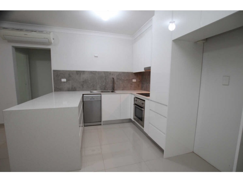 2/490 MERRYLANDS ROAD, Merrylands NSW 2160