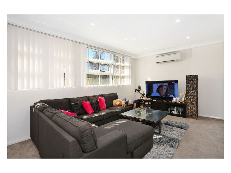 11/11-15 Peggy Street, Mays Hill NSW 2145