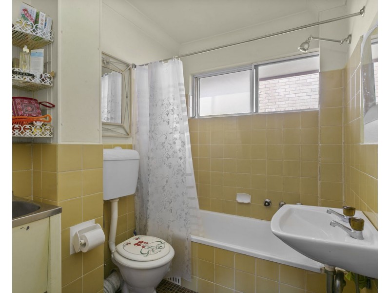 18/9-15 Arthur Street, Merrylands NSW 2160