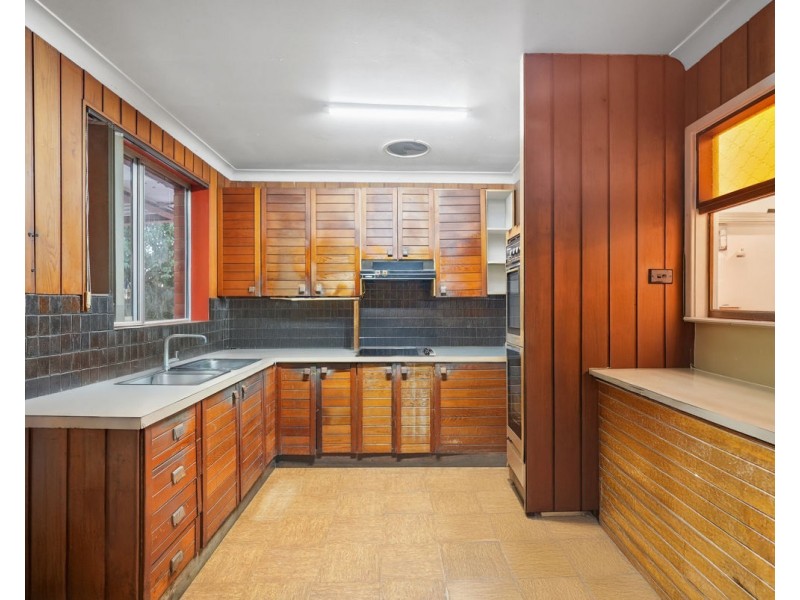 16 Rowley Road, Guildford NSW 2161