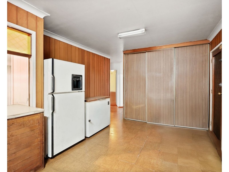 16 Rowley Road, Guildford NSW 2161