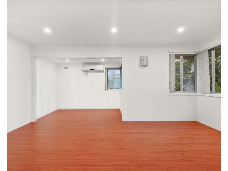 16 Rowley Road, Guildford NSW 2161