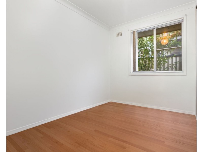 16 Rowley Road, Guildford NSW 2161