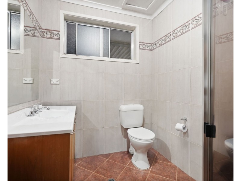 16 Rowley Road, Guildford NSW 2161