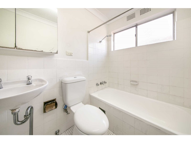 28/22 Newman Street, Merrylands NSW 2160