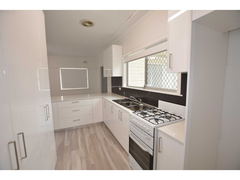 21 LEWIS STREET, South Wentworthville NSW 2145