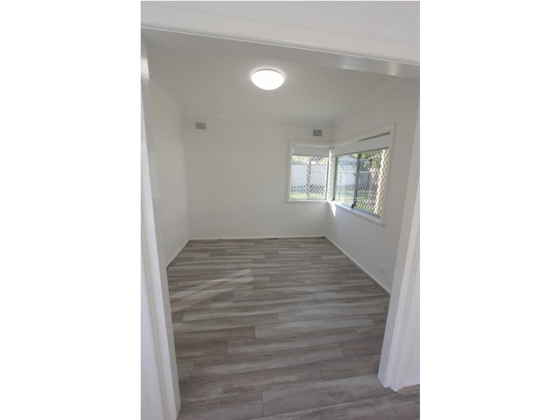 21 LEWIS STREET, South Wentworthville NSW 2145