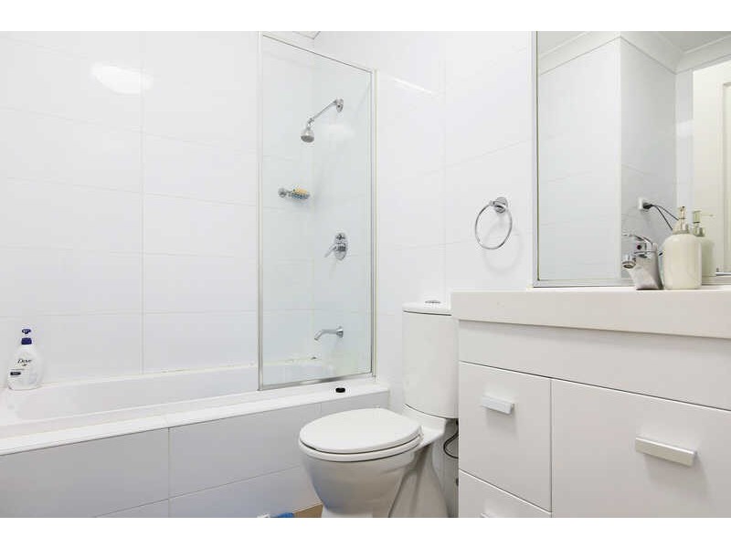 8/8-10 DARCY ROAD, Westmead NSW 2145