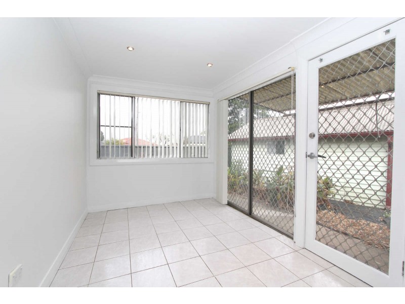 01 ACLAND STREET, Guildford NSW 2161