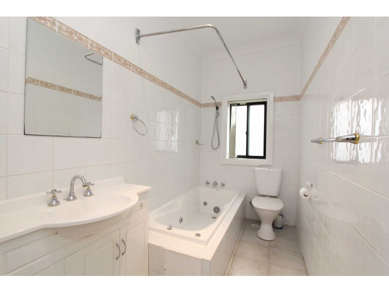 01 ACLAND STREET, Guildford NSW 2161