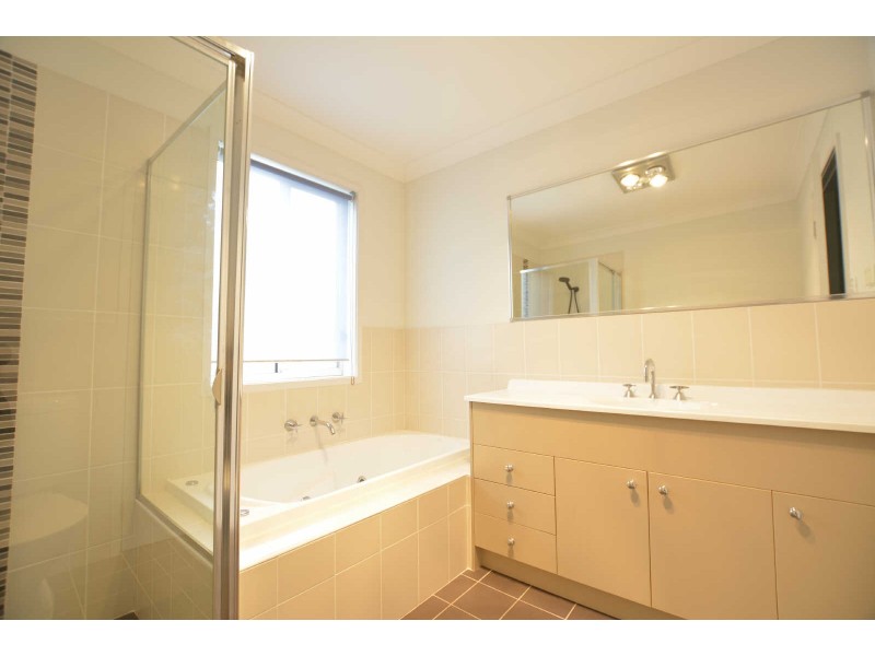 27 STANBURY AVENUE, Pemulwuy NSW 2145