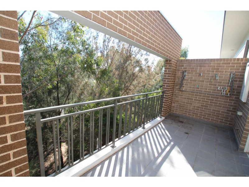 14/37 Brickworks Drive, Holroyd NSW 2142