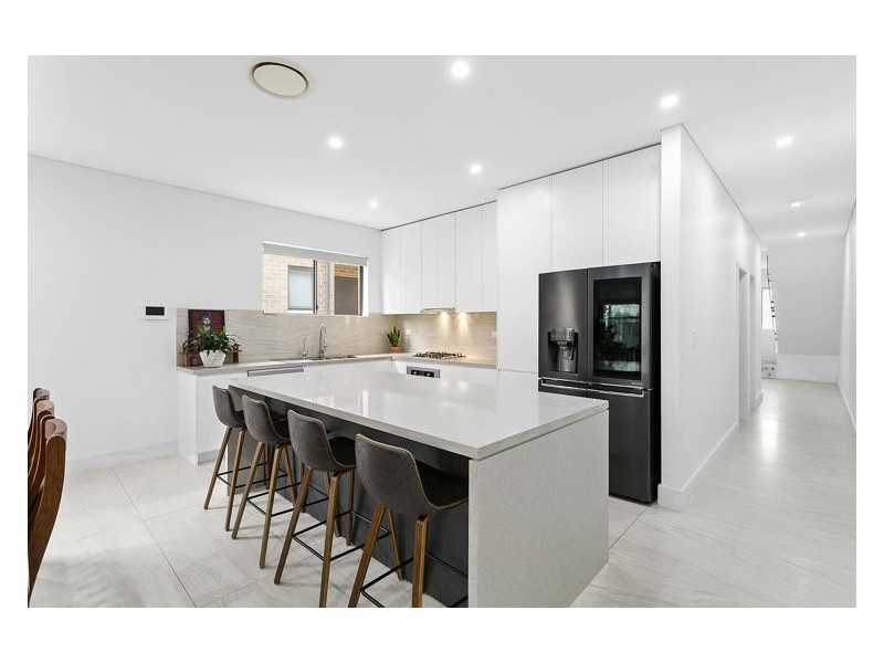 37 Clyde Street, Guildford NSW 2161