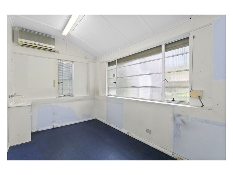 19 Memorial Avenue, Merrylands NSW 2160