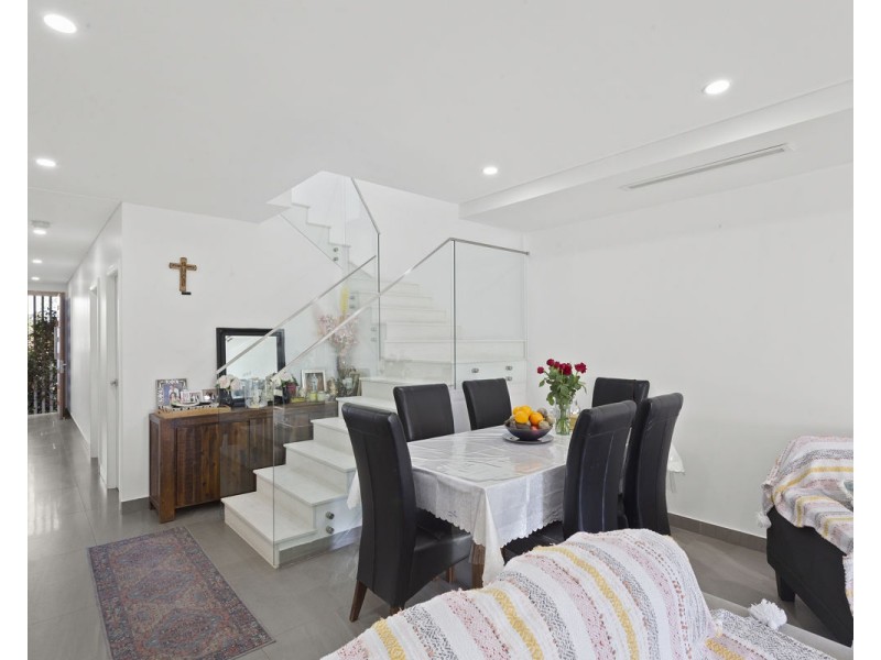 220b Darling Street, Greystanes NSW 2145