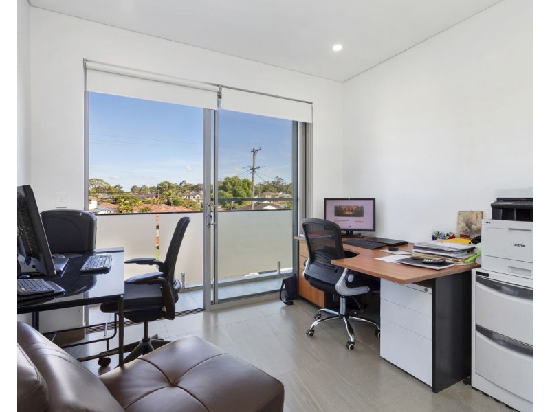 220b Darling Street, Greystanes NSW 2145